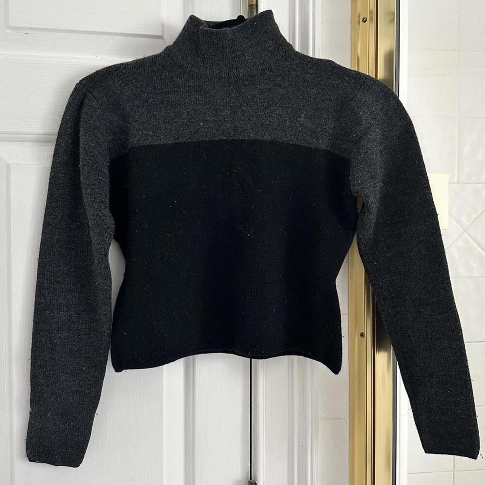 Women's Black and Grey Jumper